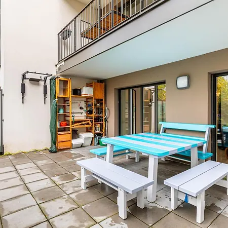 Lägenhet Guestready - Charming With A Small Garden