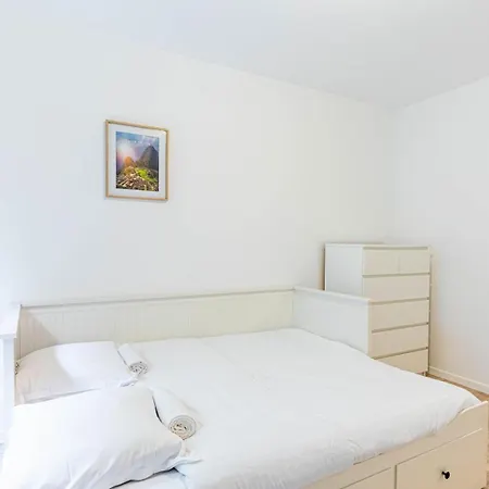 Guestready - Charming With A Small Garden *