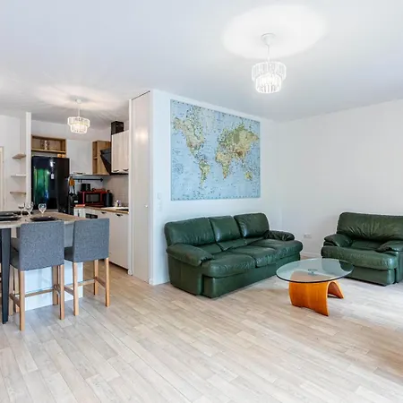 Lägenhet Guestready - Charming With A Small Garden *