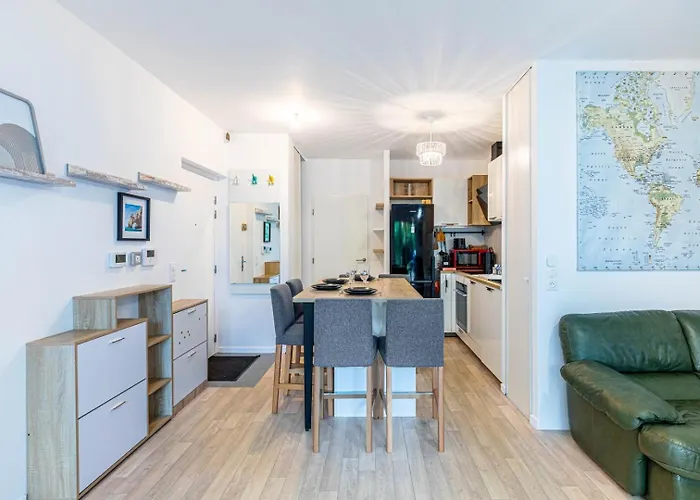 Guestready - Charming With A Small Garden Париж